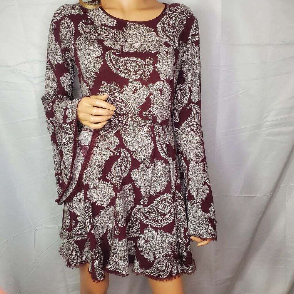 Ecote' Purple Paisley Mini Dress Bell Sleeve Distressed Romantic Feminine Size 4